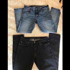 2 pairs of men’s American Eagle jeans